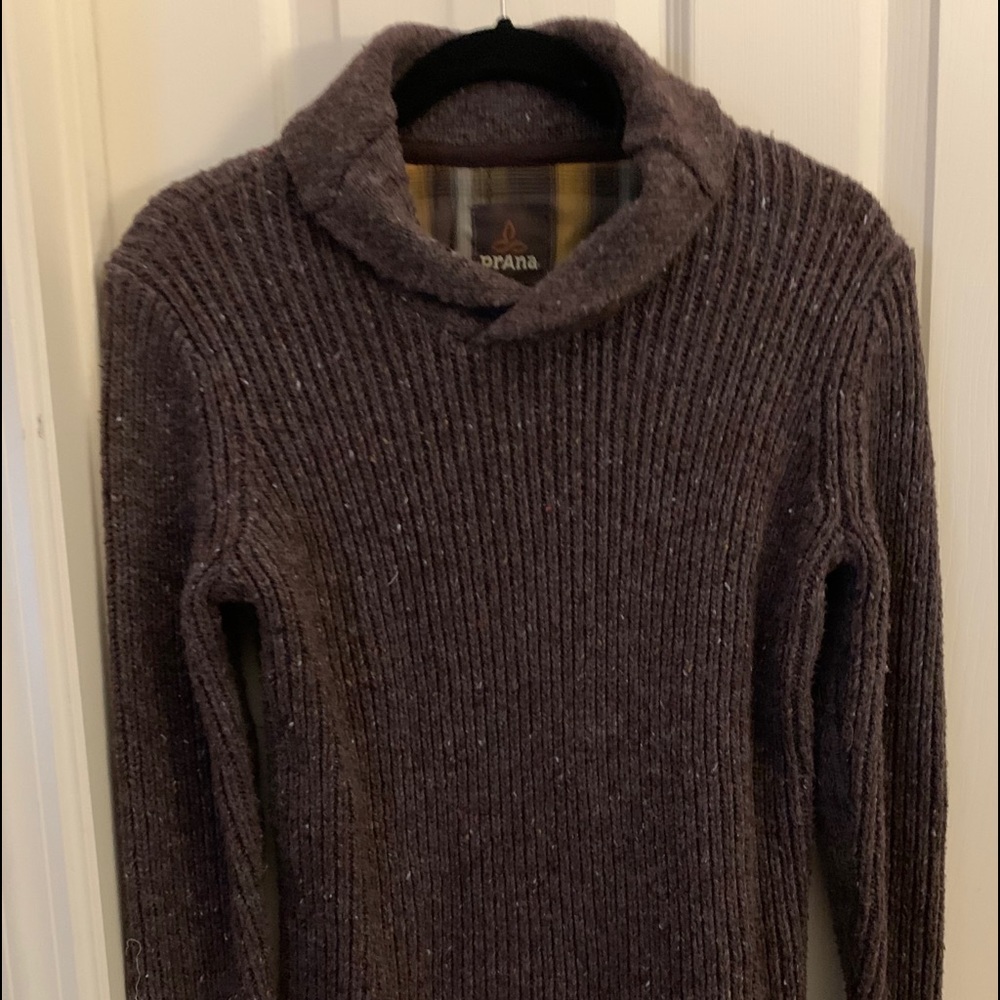 Prana - Ladies Small - Very Good condition-Beautiful sweater dress up or down